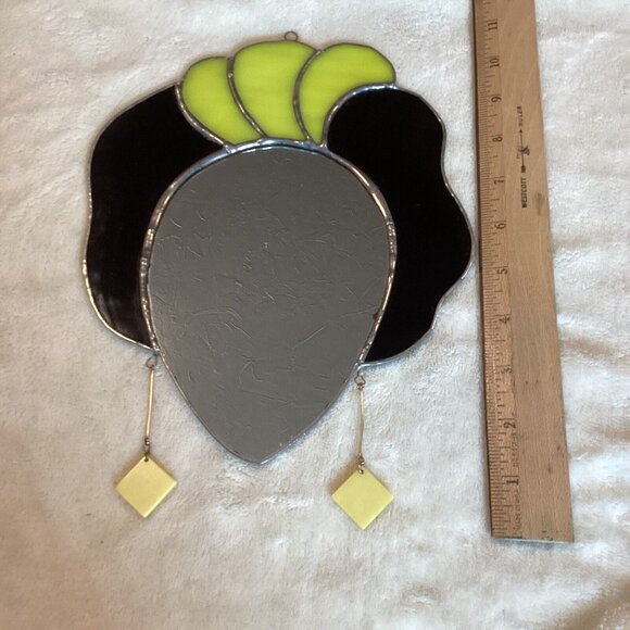 Lady Head Stained Glass Suncatcher W/ Dangle Earrings Window Decoration Mirror - Picture 4 of 4